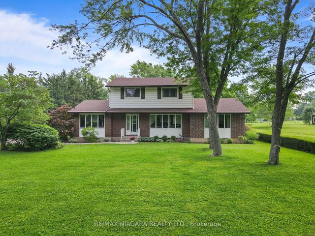 2482 Miller Rd, House detached with 5 bedrooms, 3 bathrooms and 12 parking in Niagara Falls ON | Image 12