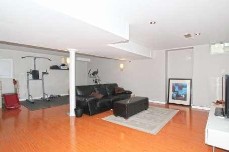 77 Maurier Blvd, House detached with 4 bedrooms, 4 bathrooms and 2 parking in Vaughan ON | Image 8