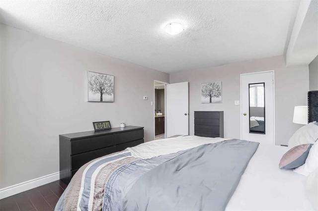 1507 - 3700 Kaneff Cres, Condo with 2 bedrooms, 2 bathrooms and 1 parking in Mississauga ON | Image 13