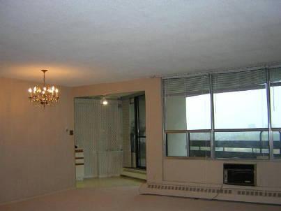1001 - 335 Mill Rd, Condo with 3 bedrooms, 2 bathrooms and 1 parking in Toronto ON | Image 3