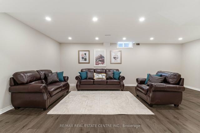 4338 Bacchus Cres, House detached with 4 bedrooms, 3 bathrooms and 3.5 parking in Mississauga ON | Image 29