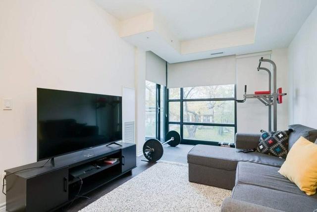 210 - 2522 Keele St, Condo with 1 bedrooms, 1 bathrooms and 1 parking in Toronto ON | Image 2