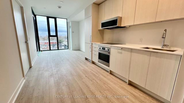 720 - 250 Lawrence Ave W, Condo with 2 bedrooms, 2 bathrooms and 1 parking in Toronto ON | Image 1
