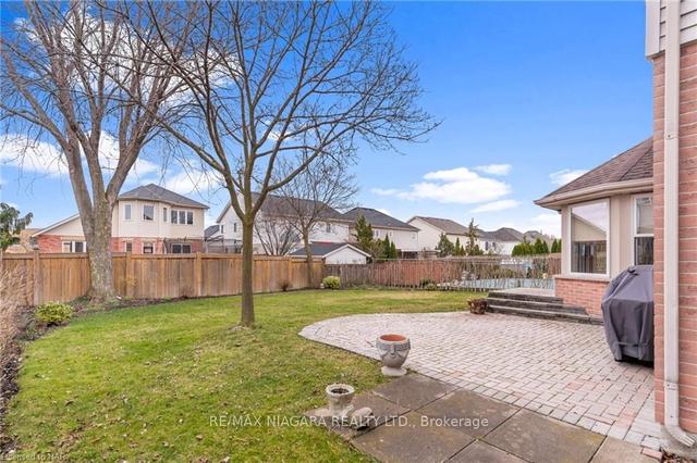 24 Farris Ave, House detached with 3 bedrooms, 2 bathrooms and 4 parking in St. Catharines ON | Image 30