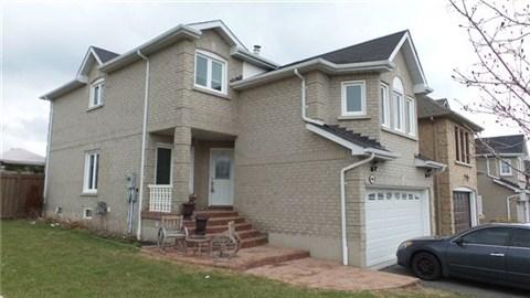 866 Blyleven Blvd, House detached with 2 bedrooms, 1 bathrooms and 2 parking in Mississauga ON | Image 1