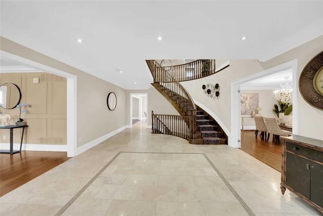 27 Dorwood Crt, House detached with 4 bedrooms, 5 bathrooms and 20 parking in Vaughan ON | Image 37