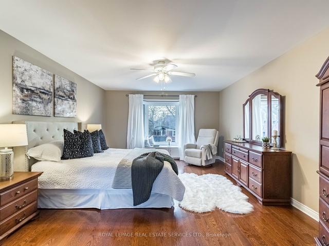142 Elliott St, House detached with 4 bedrooms, 3 bathrooms and 4 parking in Brampton ON | Image 11