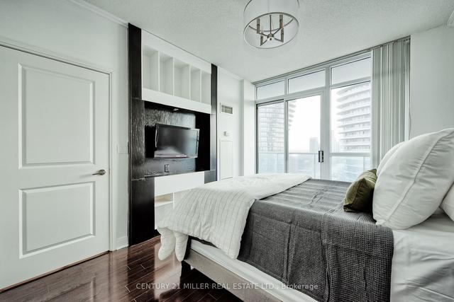 2507 - 80 Absolute Ave, Condo with 2 bedrooms, 2 bathrooms and 2 parking in Mississauga ON | Image 3