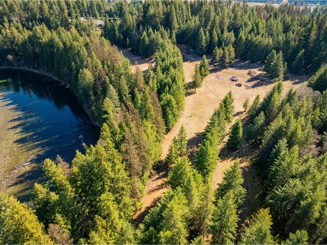 2621 Highway 3a, House detached with 2 bedrooms, 1 bathrooms and null parking in Central Kootenay I BC | Image 28