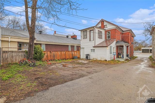 44 Main East Street, House other with 0 bedrooms, 0 bathrooms and 6 parking in Smiths Falls ON | Image 23