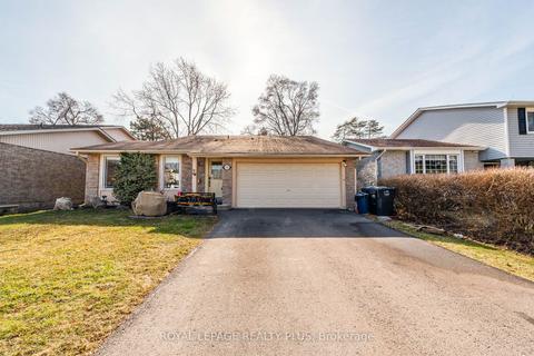 3383 Ash Row Cres, Mississauga, ON, L5L1K3 | Card Image