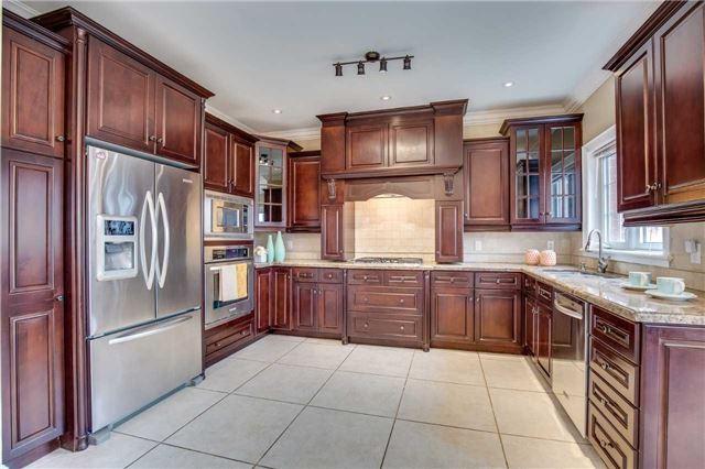 2437 Eighth Line, House detached with 5 bedrooms, 5 bathrooms and 7 parking in Oakville ON | Image 7