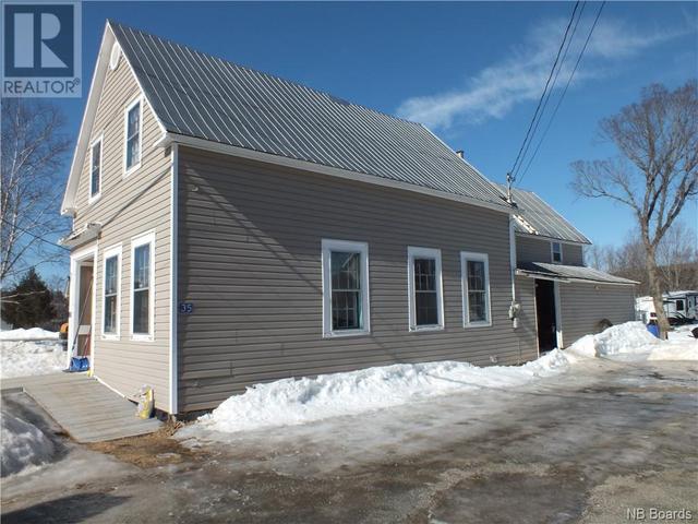 35 Main Street, House detached with 3 bedrooms, 1 bathrooms and null parking in Meductic NB | Image 37