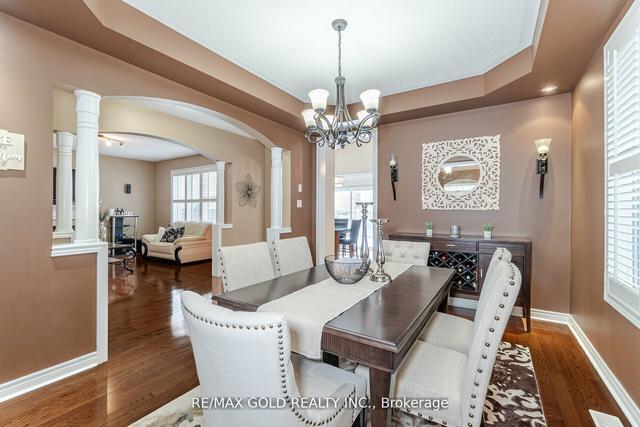36 Quatro Cres, House detached with 4 bedrooms, 5 bathrooms and 6 parking in Brampton ON | Image 36