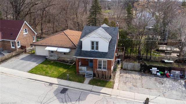 82 Chestnut Avenue, House detached with 3 bedrooms, 1 bathrooms and 2 parking in Brantford ON | Image 24