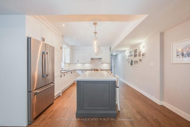 upper - 229 Howland Ave, House semidetached with 3 bedrooms, 2 bathrooms and 1 parking in Toronto ON | Image 13
