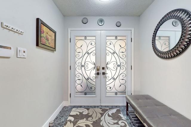34 Sifford Crt, House detached with 4 bedrooms, 5 bathrooms and 6 parking in Brampton ON | Image 8