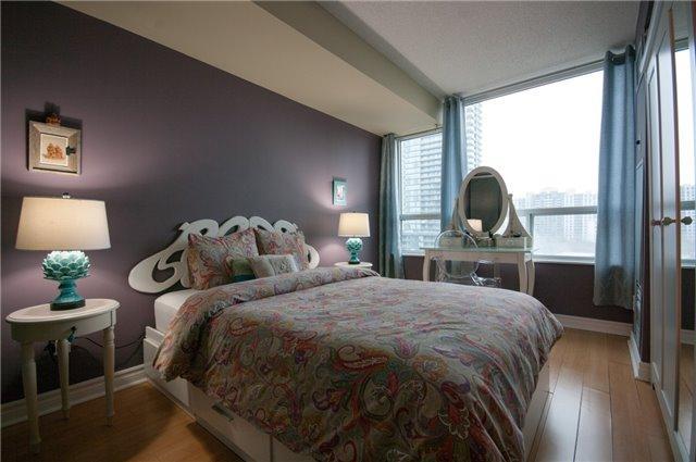 1001 - 238 Doris Ave, Condo with 1 bedrooms, 1 bathrooms and 1 parking in Toronto ON | Image 8