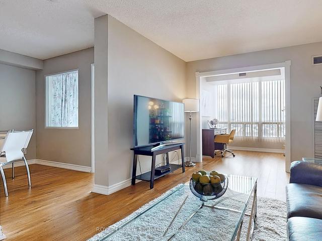 709 - 155 Hillcrest Ave, Condo with 2 bedrooms, 1 bathrooms and 1 parking in Mississauga ON | Image 16