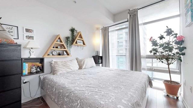 1520w - 36 Lisgar St, Condo with 2 bedrooms, 2 bathrooms and 1 parking in Toronto ON | Image 4