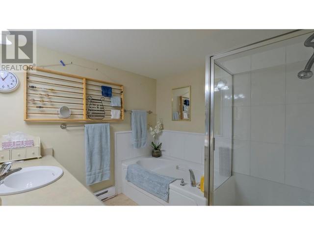 210 - 515 Houghton Road, Condo with 2 bedrooms, 2 bathrooms and null parking in Kelowna BC | Image 22