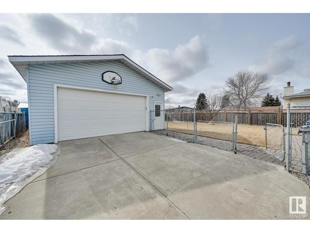 4907 57 Av, House detached with 3 bedrooms, 1 bathrooms and null parking in Lamont AB | Image 3