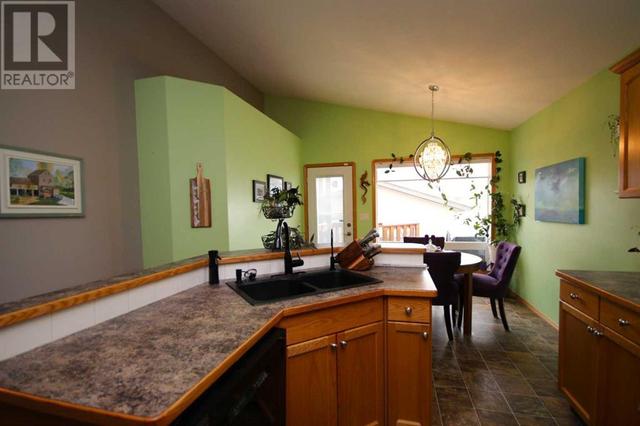 125 Ireland Crescent, House detached with 5 bedrooms, 2 bathrooms and 3 parking in Red Deer AB | Image 9
