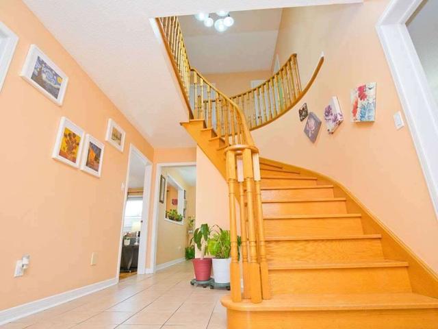 23 Windmill Blvd, House detached with 4 bedrooms, 4 bathrooms and 6 parking in Brampton ON | Image 6
