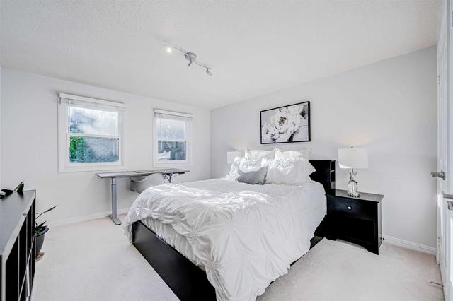 22 The Bridle Tr, House detached with 4 bedrooms, 4 bathrooms and 4 parking in Markham ON | Image 22