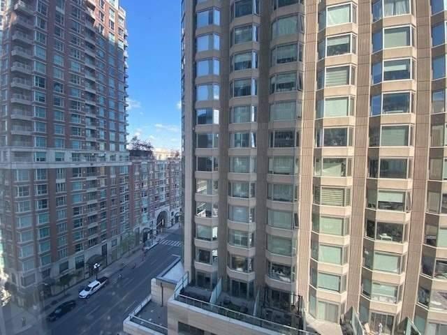 1013 - 188 Cumberland St, Condo with 1 bedrooms, 1 bathrooms and 0 parking in Toronto ON | Image 9