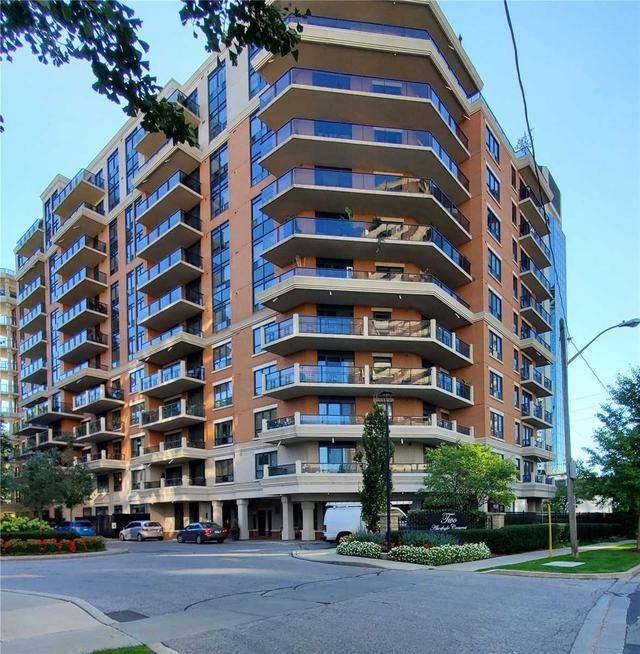 205 - 2 Aberfoyle Cres, Condo with 2 bedrooms, 2 bathrooms and 1 parking in Toronto ON | Image 3