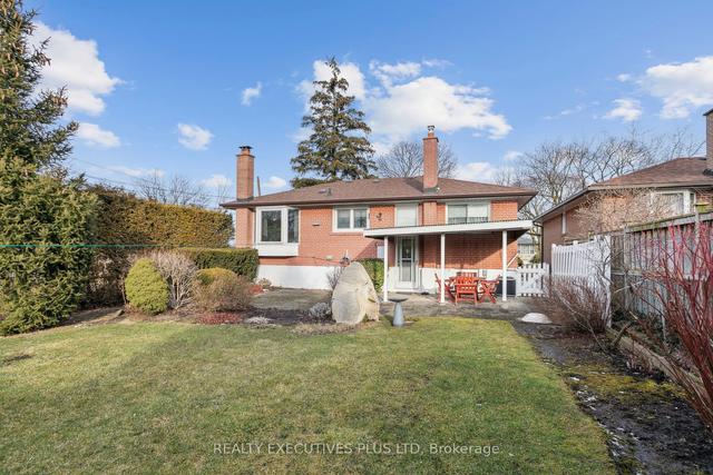 72 Amoro Dr, House detached with 3 bedrooms, 2 bathrooms and 4 parking in Toronto ON | Image 18