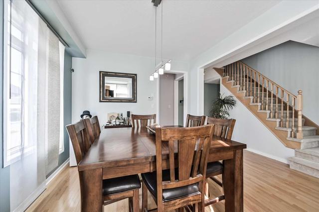 20 Lindcrest Manr, House detached with 3 bedrooms, 3 bathrooms and 1 parking in Markham ON | Image 6