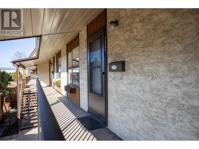 202 - 290 Mills Road, House attached with 2 bedrooms, 1 bathrooms and 1 parking in Kelowna BC | Image 24