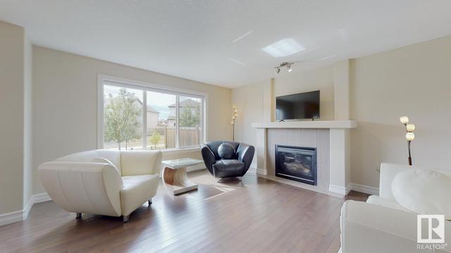 11415 15 Av Sw, House detached with 3 bedrooms, 2 bathrooms and null parking in Edmonton AB | Image 7