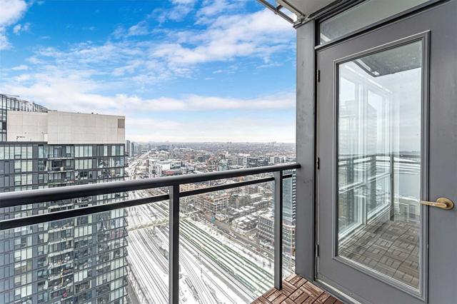 4610 - 25 Telegram Mews, Condo with 2 bedrooms, 2 bathrooms and 1 parking in Toronto ON | Image 25