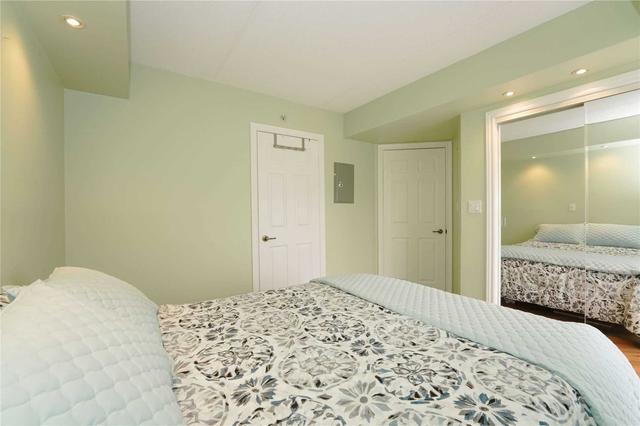 201 - 1480 Bishops Gate, Condo with 2 bedrooms, 2 bathrooms and 1 parking in Oakville ON | Image 14