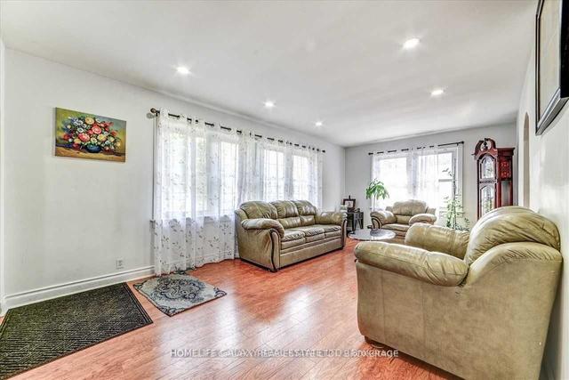 62 Peter St, House detached with 3 bedrooms, 3 bathrooms and 5 parking in Markham ON | Image 33