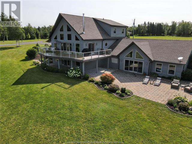 660 Saint Charles Sud, House detached with 3 bedrooms, 4 bathrooms and null parking in Saint Charles NB | Image 7