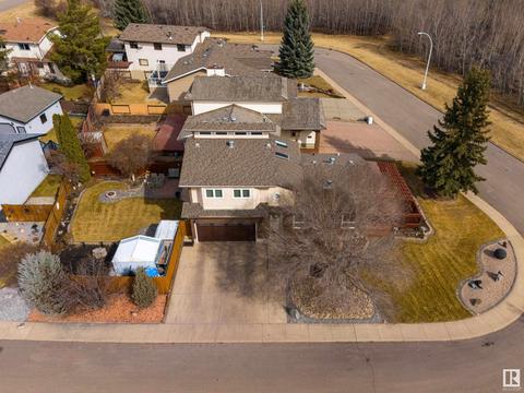 4508 38a Av Nw, House detached with 3 bedrooms, 2 bathrooms and null parking in Edmonton AB | Card Image