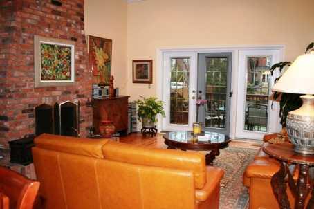 81 Taunton Rd, House attached with 3 bedrooms, 4 bathrooms and 2 parking in Toronto ON | Image 2