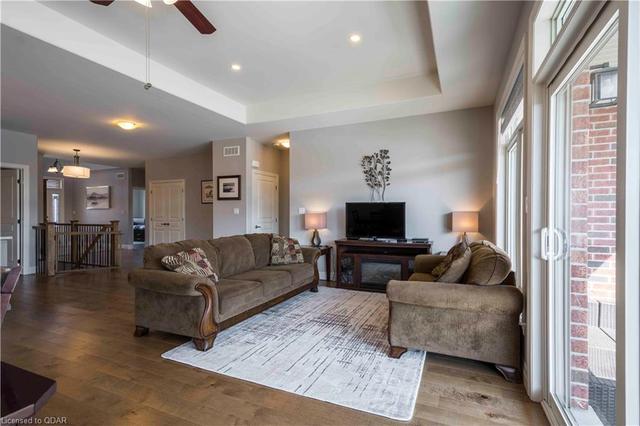 58 Crews Crescent, House detached with 5 bedrooms, 3 bathrooms and null parking in Quinte West ON | Image 4