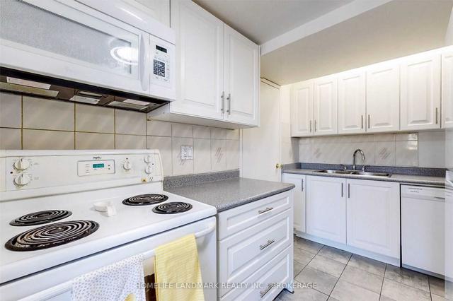 517 - 5 Parkway Forest Dr, Condo with 3 bedrooms, 2 bathrooms and 1 parking in Toronto ON | Image 2