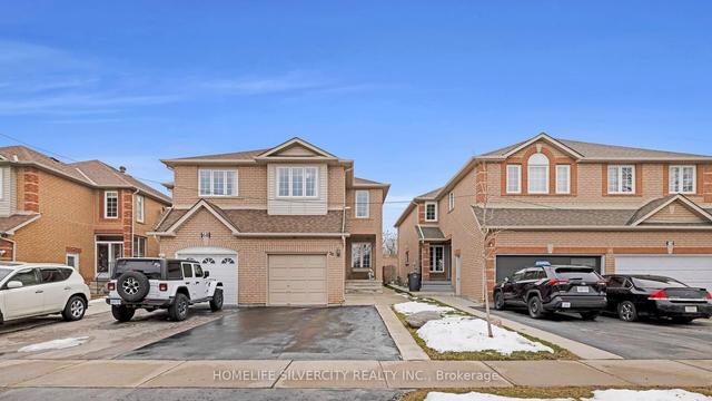 70 Tumbleweed Tr, House semidetached with 4 bedrooms, 4 bathrooms and 5 parking in Brampton ON | Image 1