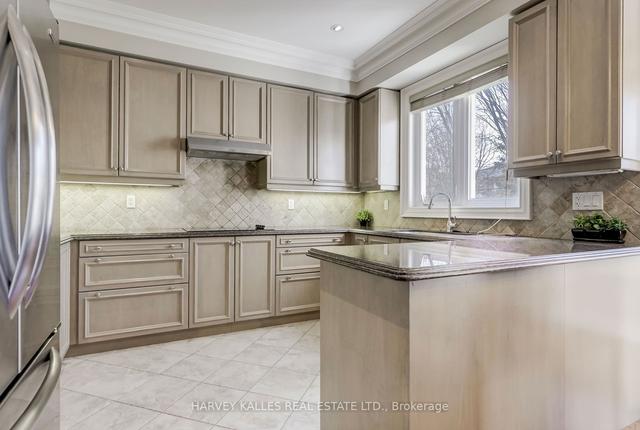308b Hounslow Ave, House detached with 4 bedrooms, 5 bathrooms and 6 parking in Toronto ON | Image 4