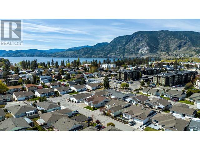 105 - 3400 Wilson Street, House detached with 3 bedrooms, 3 bathrooms and 2 parking in Penticton BC | Image 3