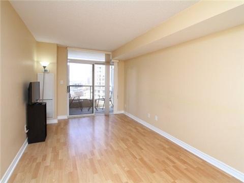 1504 - 3880 Duke Of York Blvd, Condo with 1 bedrooms, 1 bathrooms and 1 parking in Mississauga ON | Image 4