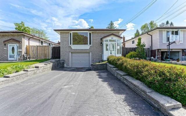 22 Quaker Cres, House detached with 3 bedrooms, 1 bathrooms and 2 parking in Hamilton ON | Image 1