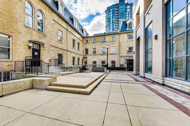 404 - 105 George St, Condo with 2 bedrooms, 2 bathrooms and 0 parking in Toronto ON | Image 27