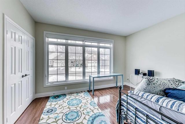 403 Morley Cook Cres, Condo with 2 bedrooms, 3 bathrooms and 4 parking in Newmarket ON | Image 7